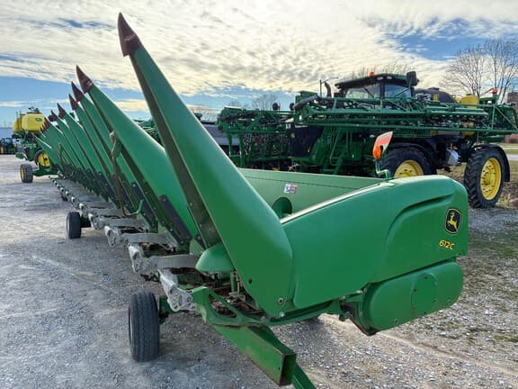 Image of John Deere 612C equipment image 1