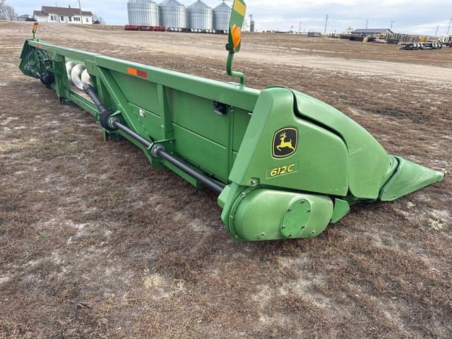 Image of John Deere 612C equipment image 2