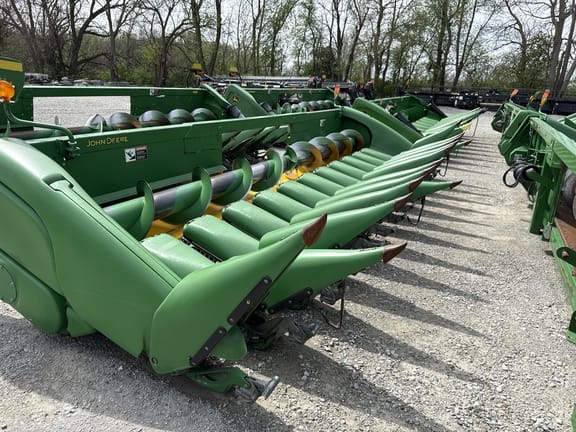 2011 John Deere 612C Equipment Image0