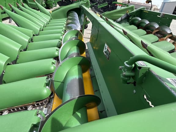 Image of John Deere 612C equipment image 2