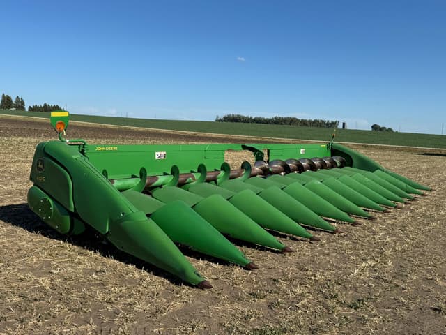 Image of John Deere 612C equipment image 3
