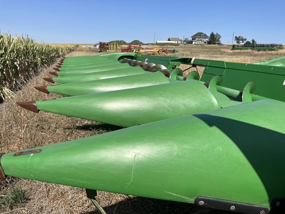 Main image John Deere 612C