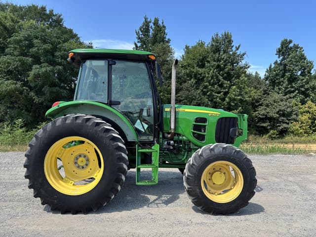 Image of John Deere 6130D equipment image 2