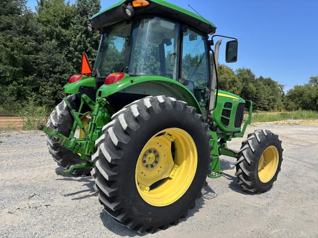 Image of John Deere 6130D equipment image 4