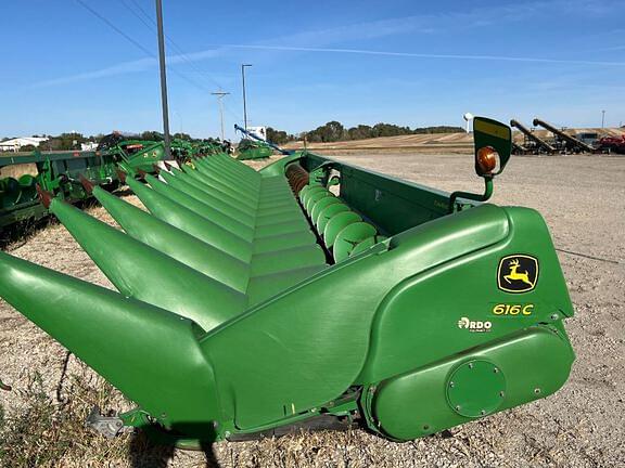 Image of John Deere 616C equipment image 4