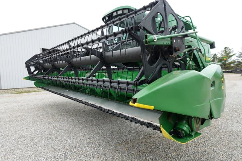 Image of John Deere 622F Primary image