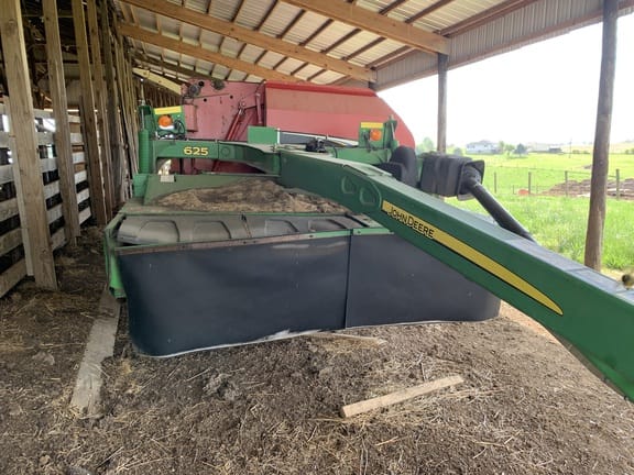 2011 John Deere 625 Equipment Image0