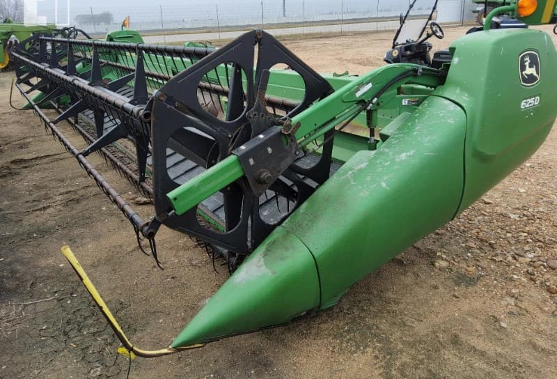 Image of John Deere 625D Primary Image