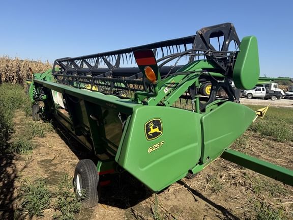 2011 John Deere 625F Equipment Image0