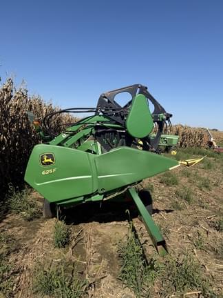 Image of John Deere 625F equipment image 2