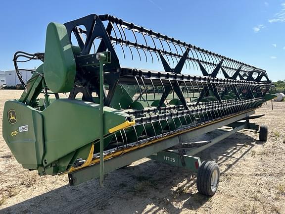 Image of John Deere 625F equipment image 4