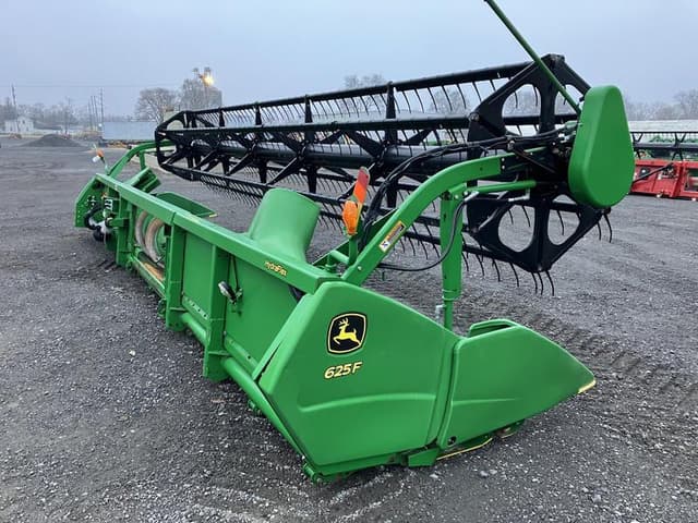 Image of John Deere 625F equipment image 2