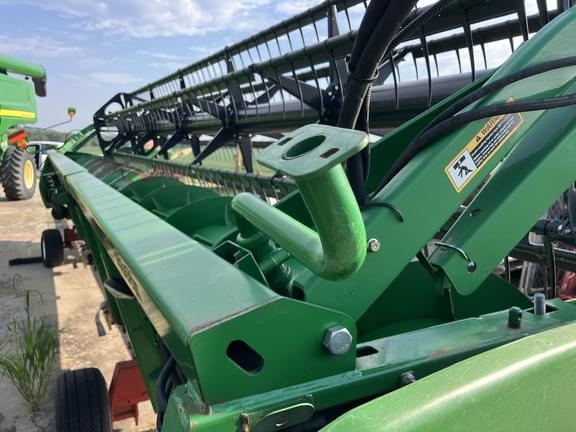 Image of John Deere 625F equipment image 4