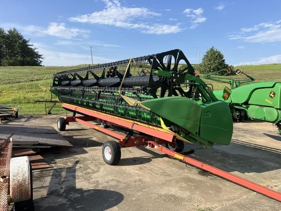 Image of John Deere 625F equipment image 4