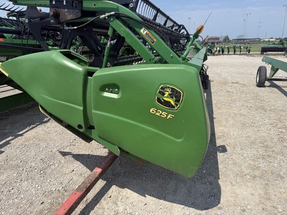 2011 John Deere 625F Equipment Image0