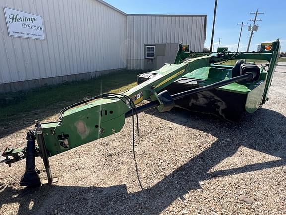 Image of John Deere 630 equipment image 1