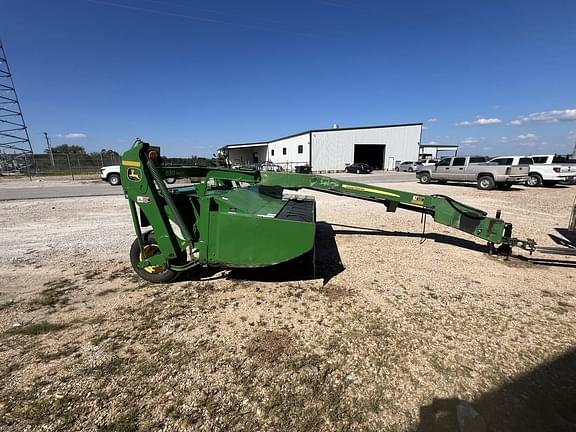 Image of John Deere 630 equipment image 4