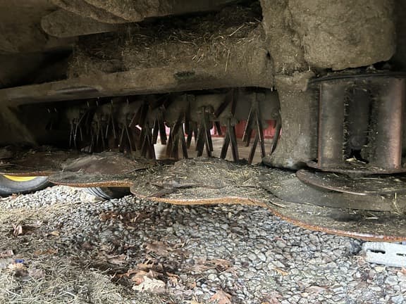 Image of John Deere 630 equipment image 4