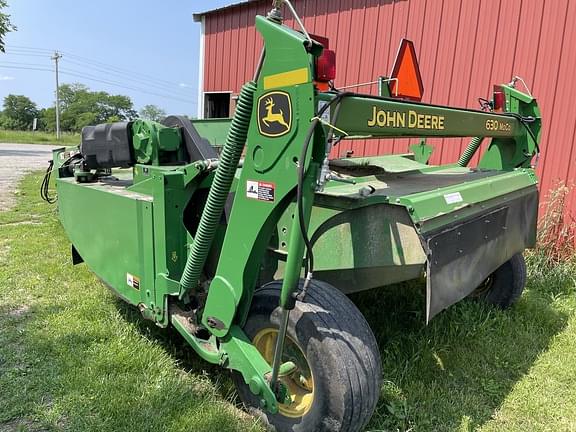 Image of John Deere 630 equipment image 1