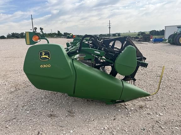 Image of John Deere 630D equipment image 3