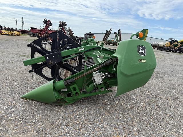 Image of John Deere 630D equipment image 2