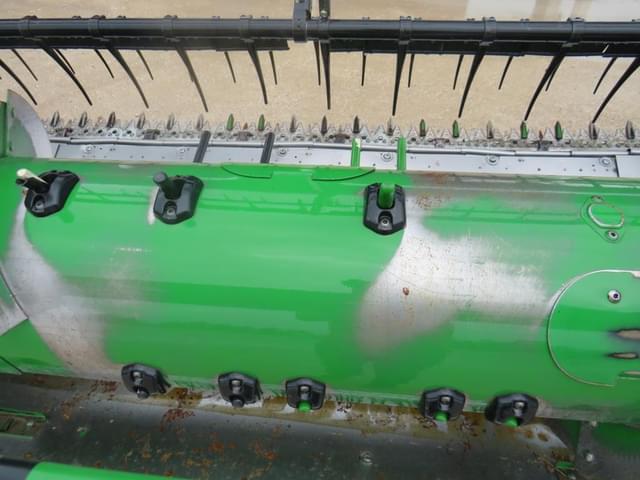 Image of John Deere 630F equipment image 4