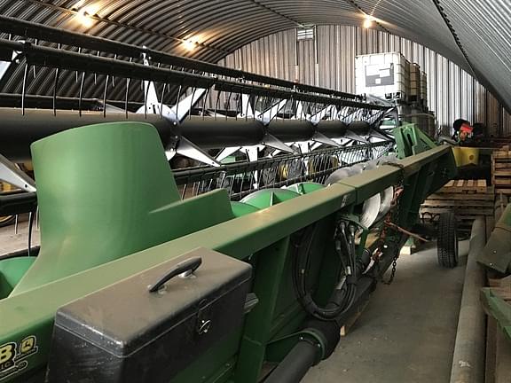 Image of John Deere 630F equipment image 3