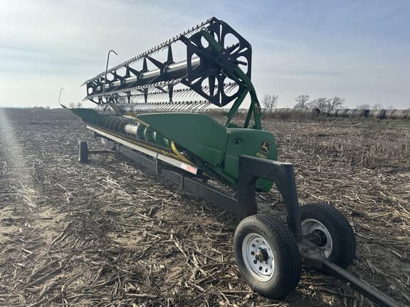 Image of John Deere 630F equipment image 2