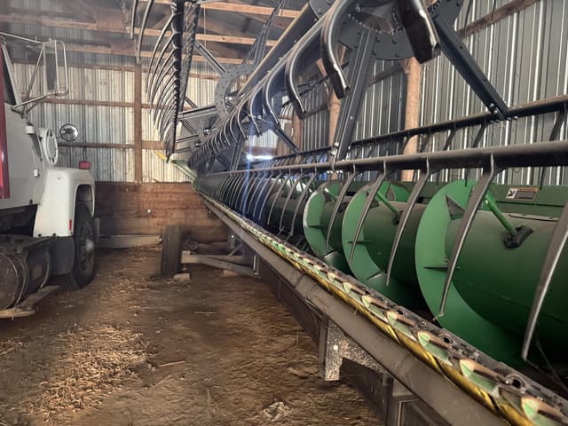 Image of John Deere 630F equipment image 1