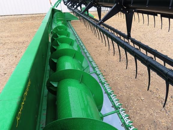 Image of John Deere 630F equipment image 3
