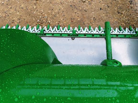 Image of John Deere 630F equipment image 4