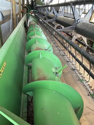 Image of John Deere 630F equipment image 2