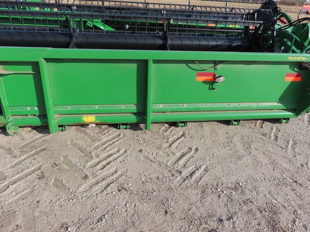 Image of John Deere 630F equipment image 3