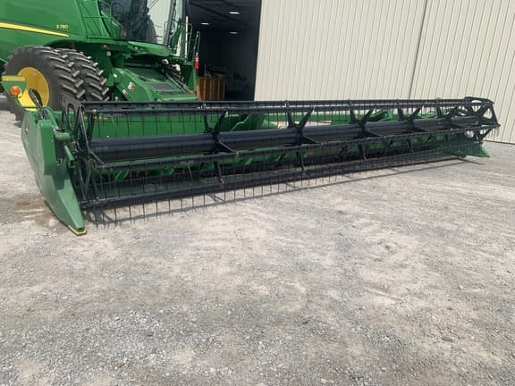 Image of John Deere 630F equipment image 3