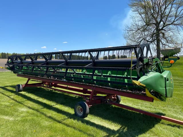 Image of John Deere 630F equipment image 1