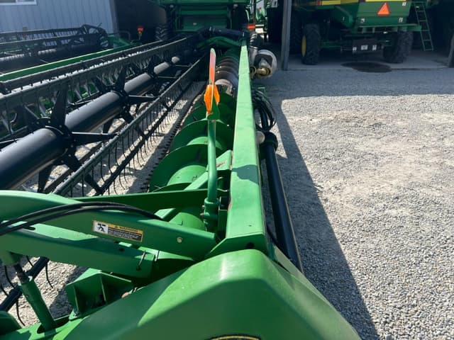 Image of John Deere 630F equipment image 1