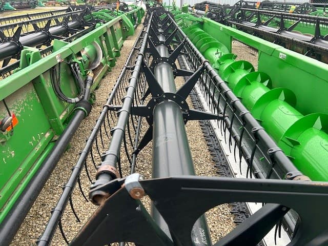 Image of John Deere 630F equipment image 1