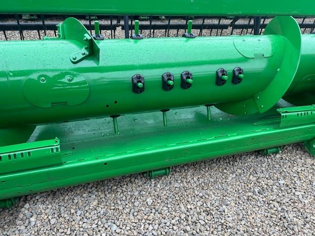 Image of John Deere 630F equipment image 4