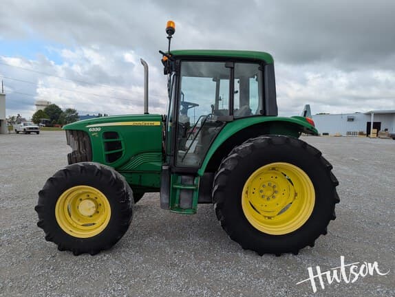 Image of John Deere 6330 equipment image 3