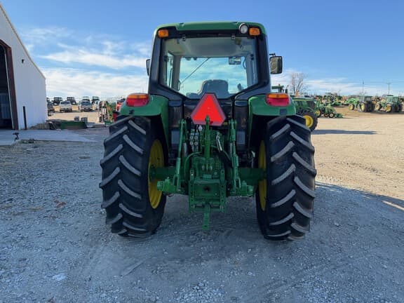 Image of John Deere 6330 equipment image 3