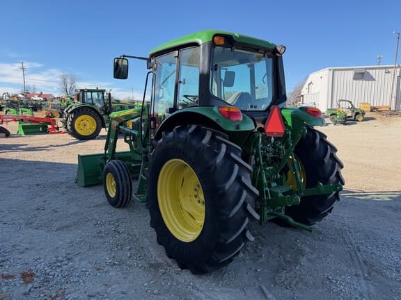 Image of John Deere 6330 equipment image 4