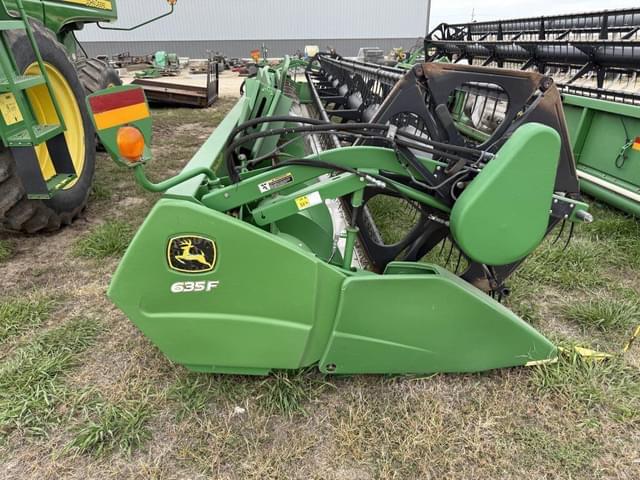 Image of John Deere 635F equipment image 1