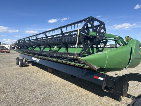 Main image John Deere 635D