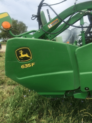 Main image John Deere 635F