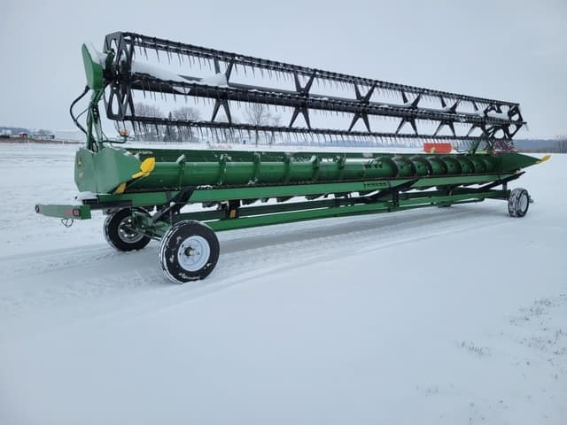 Image of John Deere 635F equipment image 1