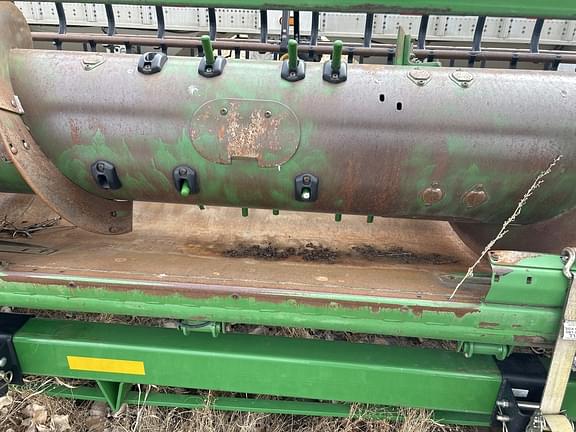 Image of John Deere 635F equipment image 4