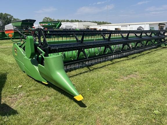 Image of John Deere 635F equipment image 1