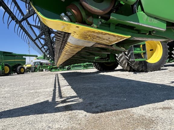 Image of John Deere 635F equipment image 2