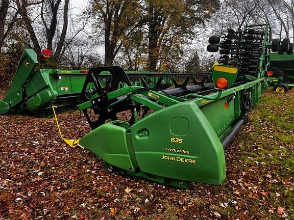 Image of John Deere 635F equipment image 2