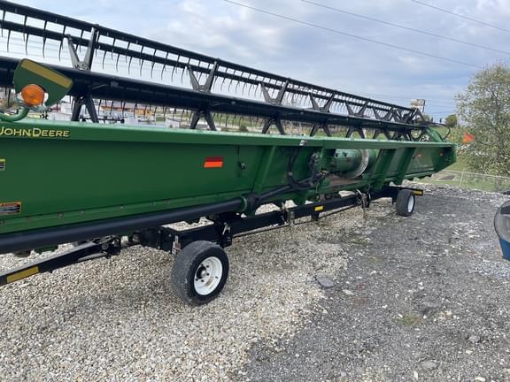 Image of John Deere 635F equipment image 1